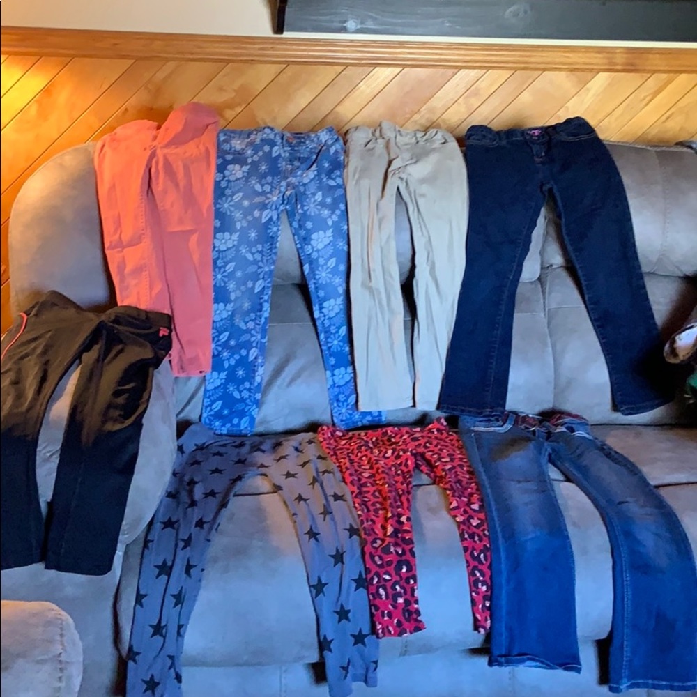 8 pairs of girls jeans/pants size 6-7